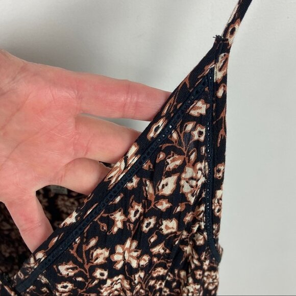 Revolve Ditzy Floral Romper Playsuit Size Large Brown Black Boho Festival Amuse - Picture 8 of 11